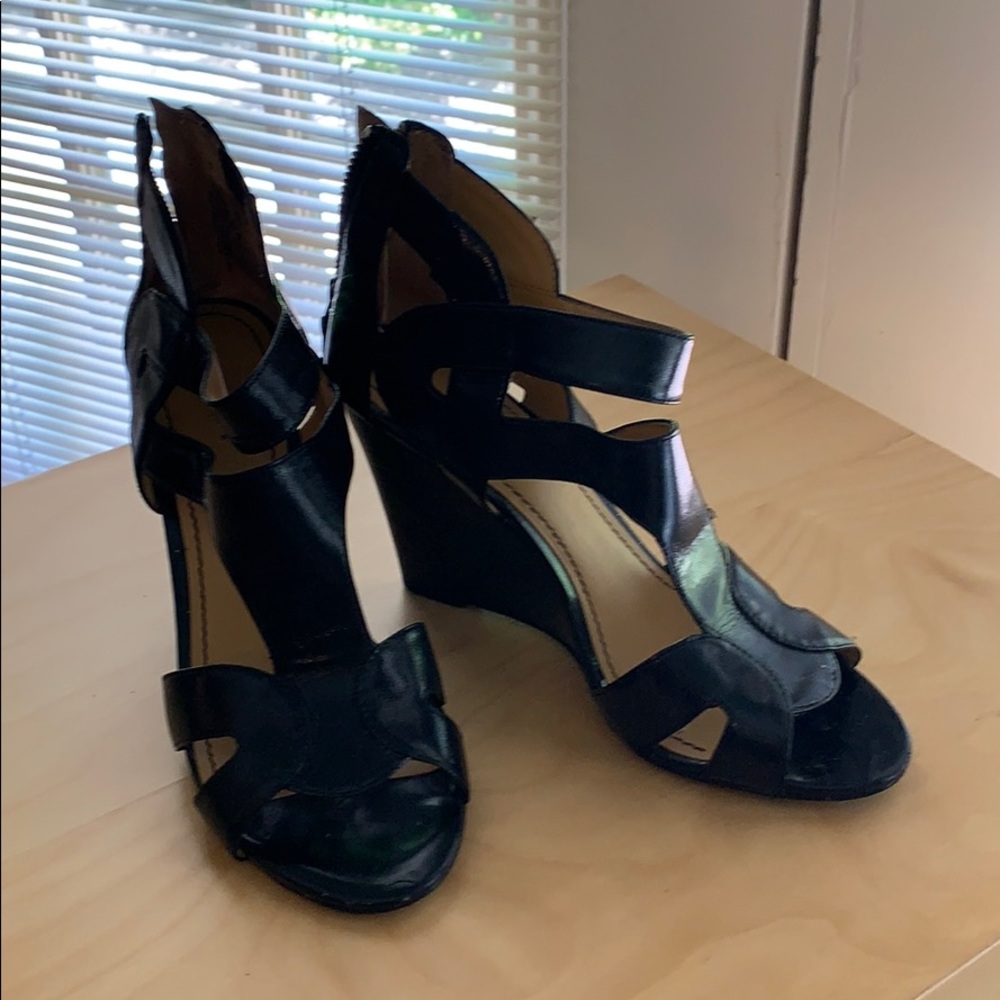 Nine West Black wedge sandal sz 7.5
